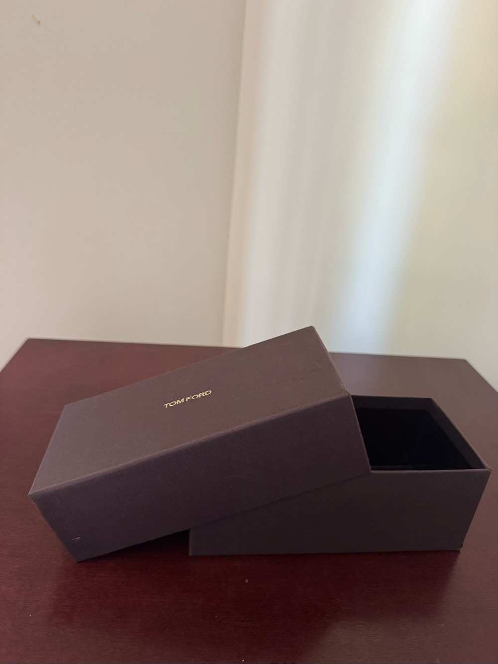 New Authentic Tom Ford Eyewear/Accessory Box with Gold Logo - Picture 6 of 6